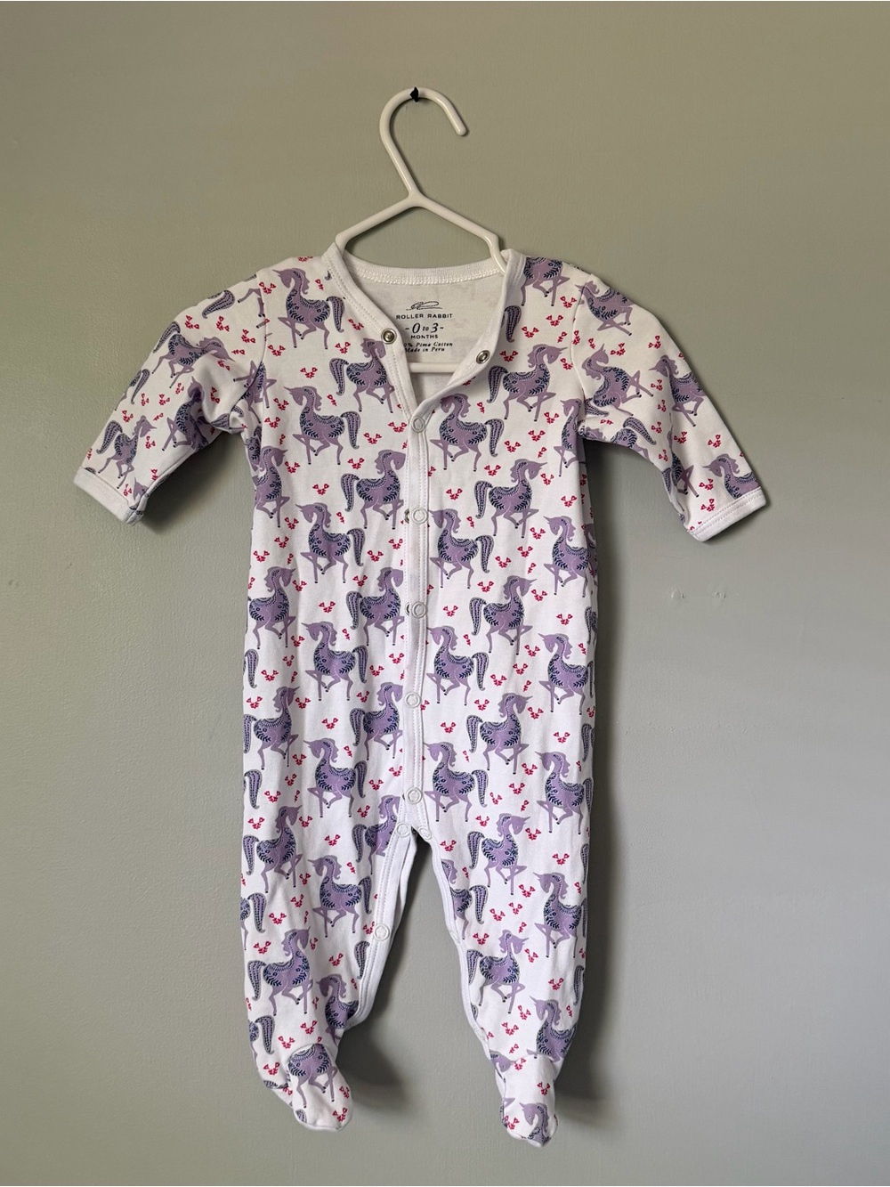 Roller rabbit unicorn 0-3 month button sleeper onesie Pima cotton